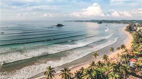 Surf Camp Sri Lanka .